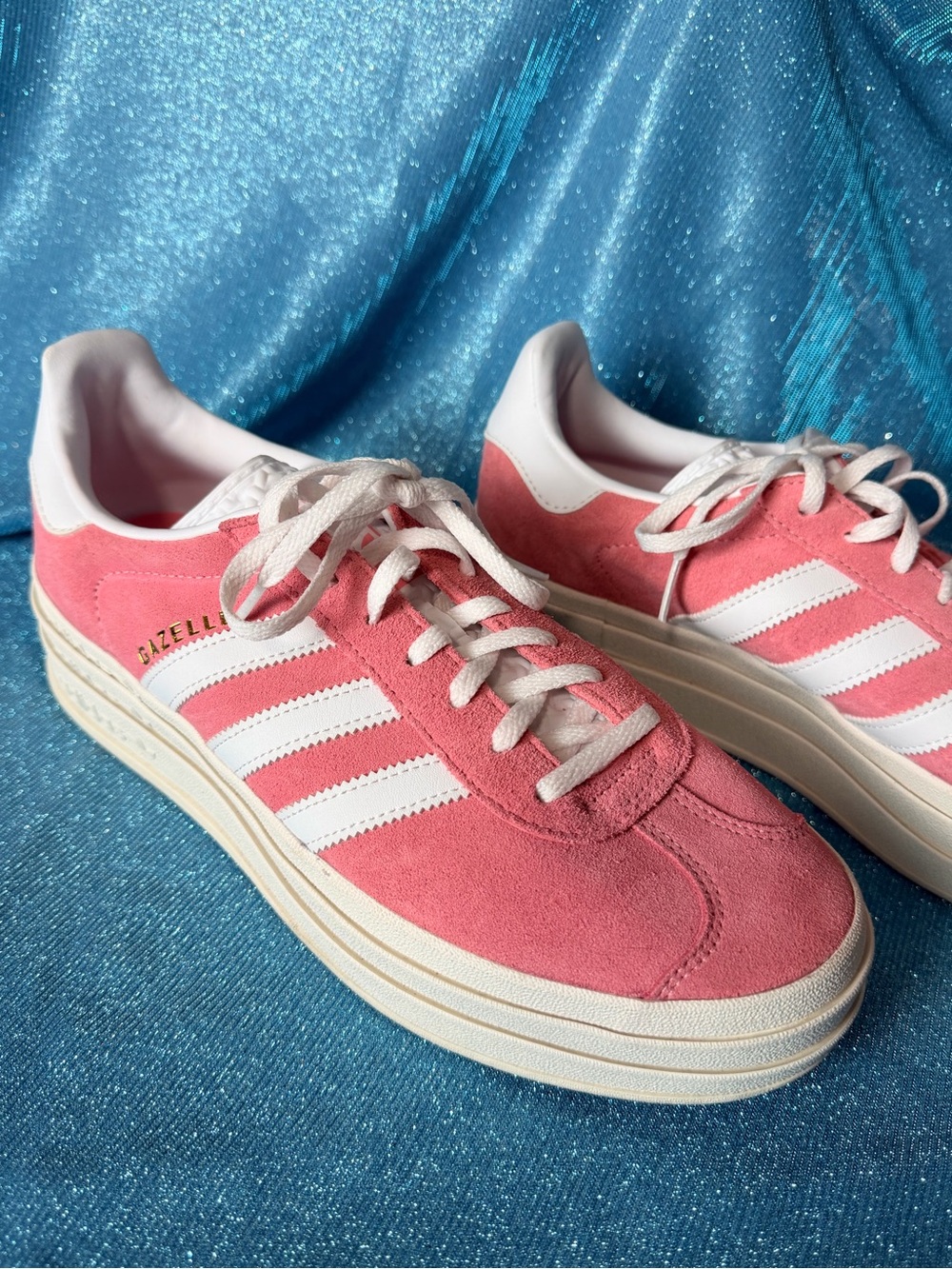 EUC adidas Gazelle Women's Pink Suede Platform Sneakers with White Stripes
